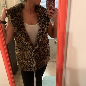 Faux Fur Leopard Vest